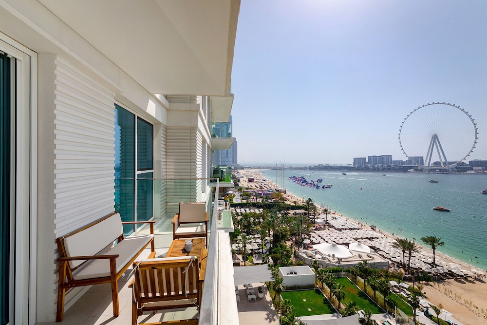 Paradise 2BR at JBR La Vie with Sea View