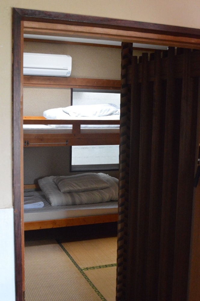 Photo 51
