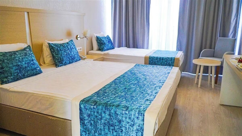 Pirates Park Resort -All Inclusive