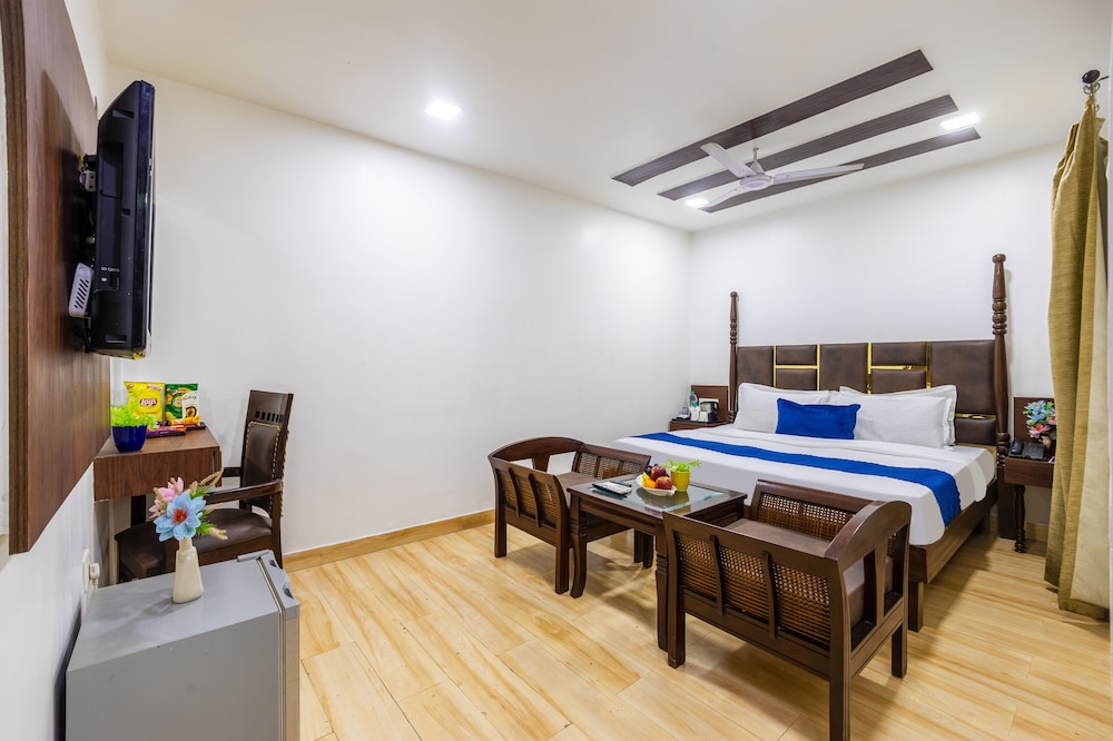 Hotel Downtown by Quadis - East of Kailash