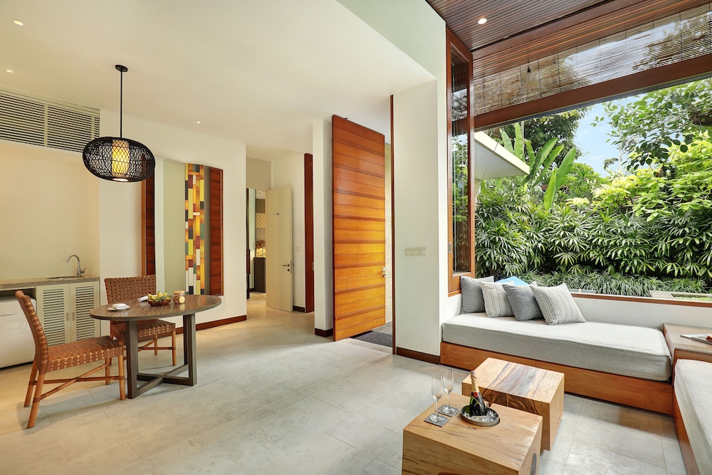The Elysian Boutique Villa Hotel 40