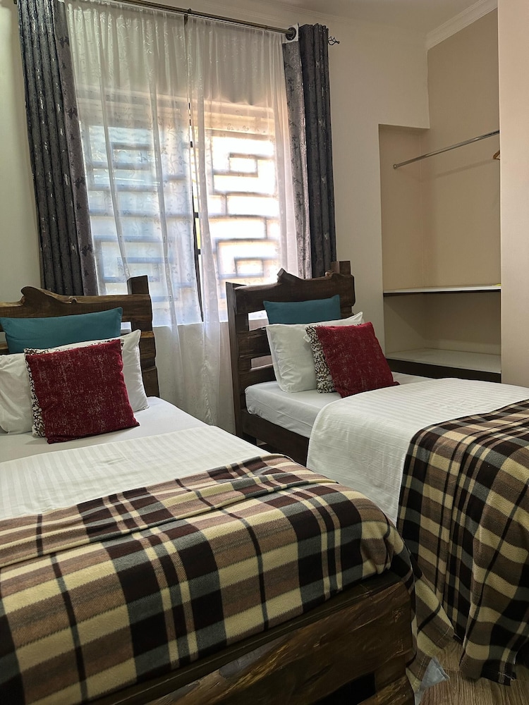 MINACHAI HOUSE BNB