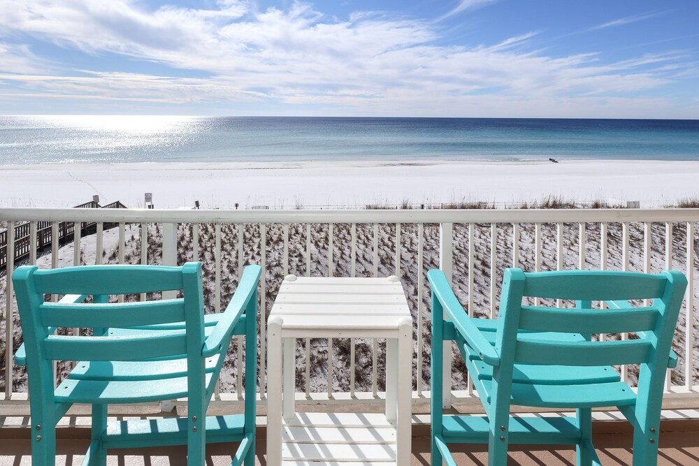 Islander 4011 by Brooks and Shorey Resorts