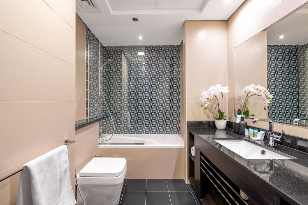 Iconic Marina Stay Cayan Tower 2BR