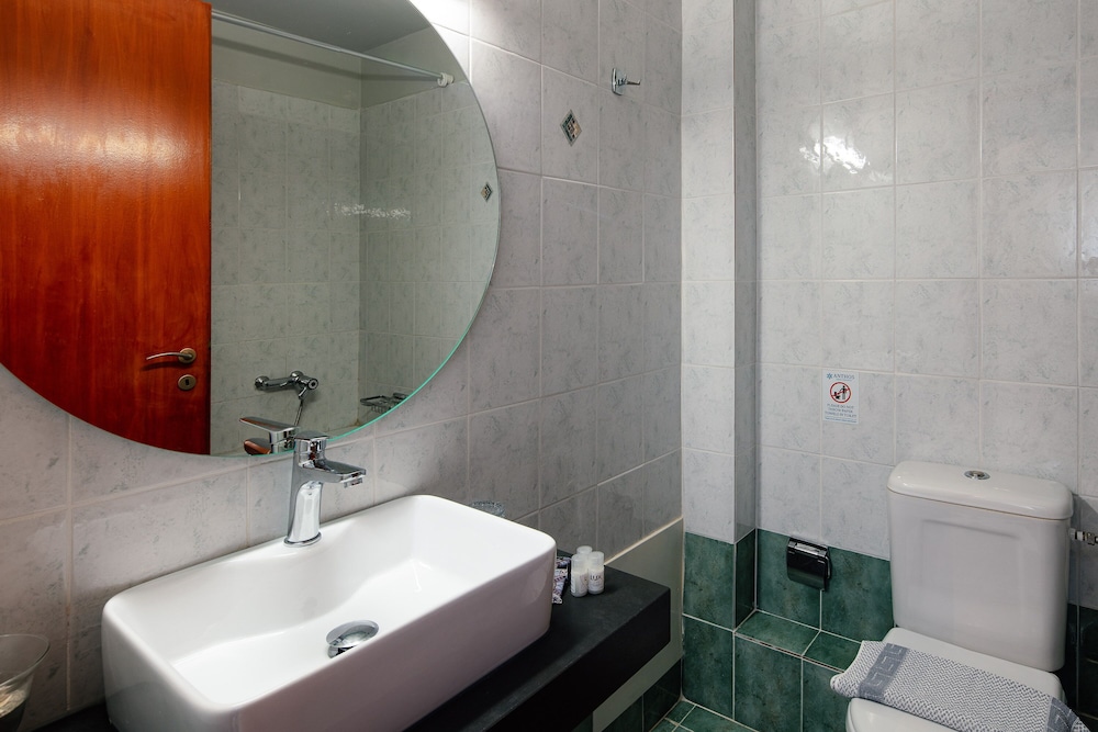 Anthos Apartments