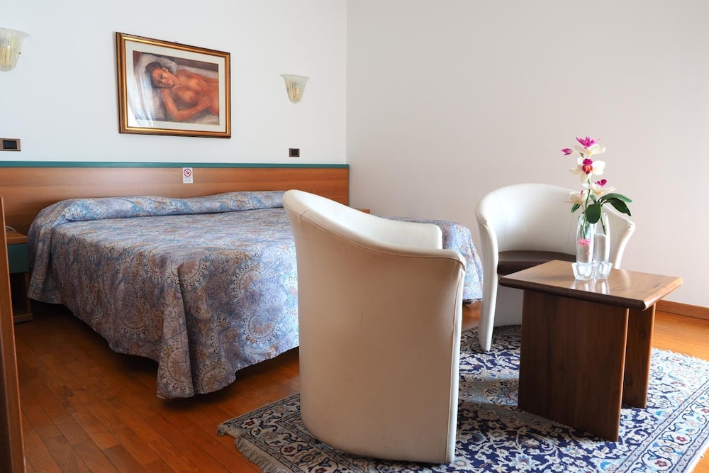 Bruges Vacations - Hotel Notre Dame - Property Image 30