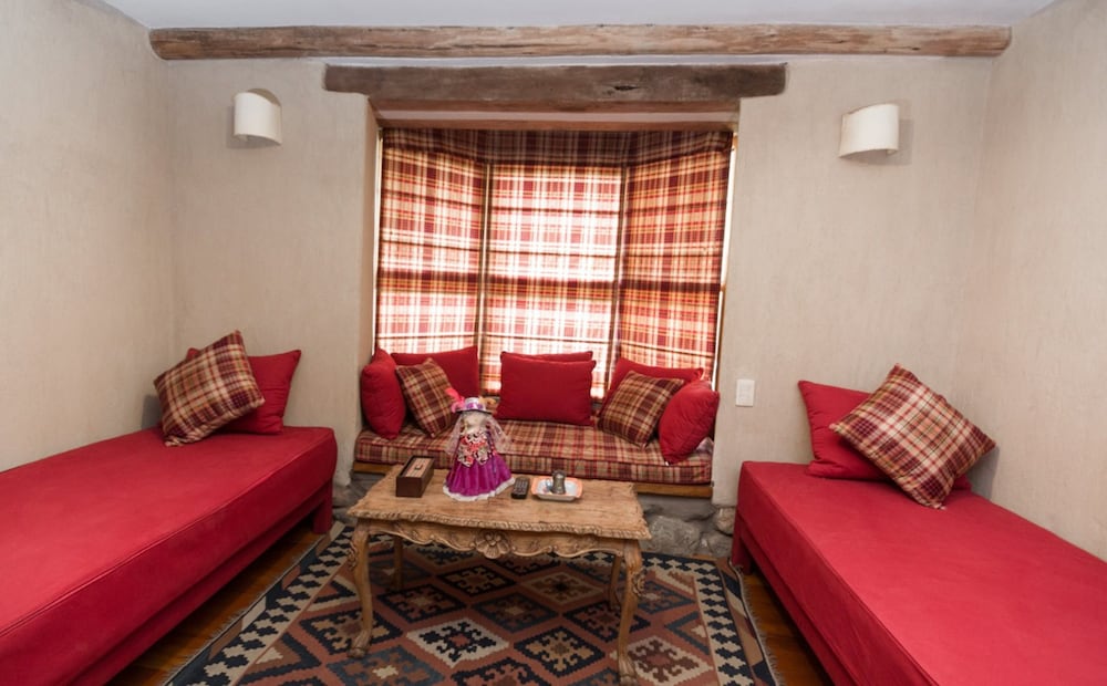 Artsy & Luxury Sacred Valley House