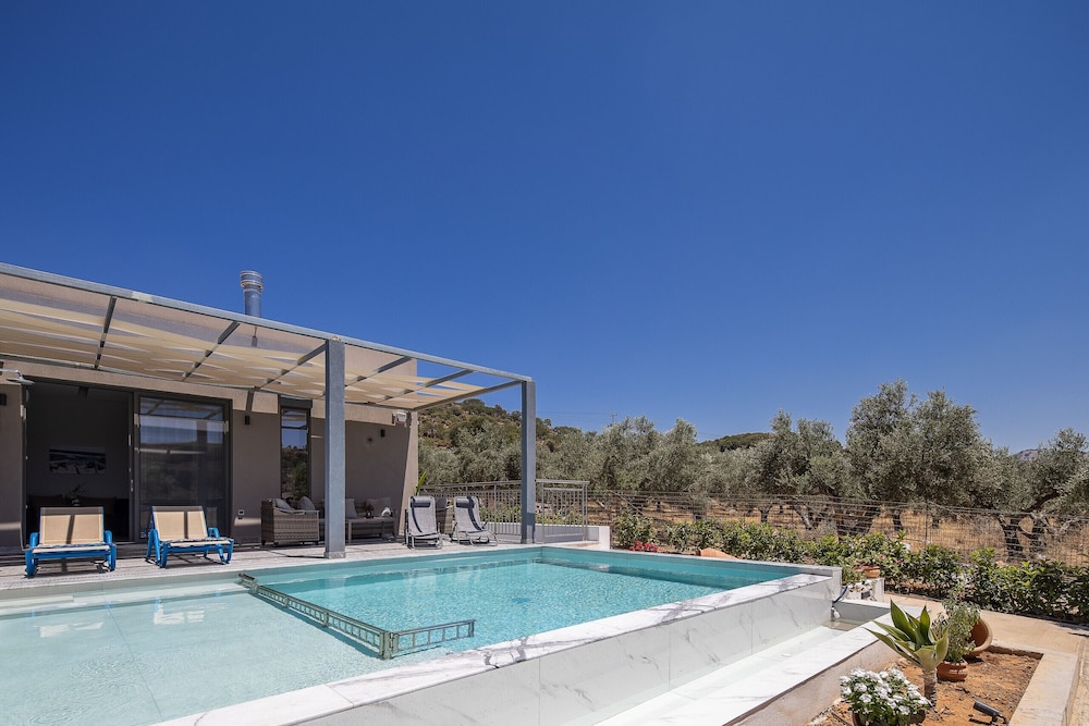 Villa Me and You - With 2 Private Pools
