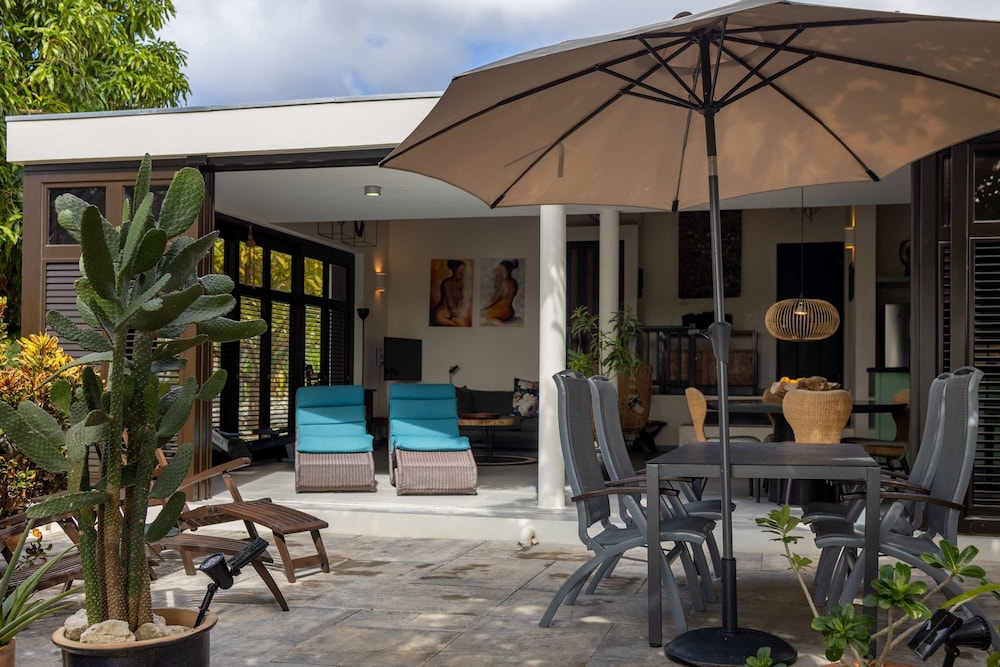 Indigo Garden at Blue Bay Golf Beach Resort