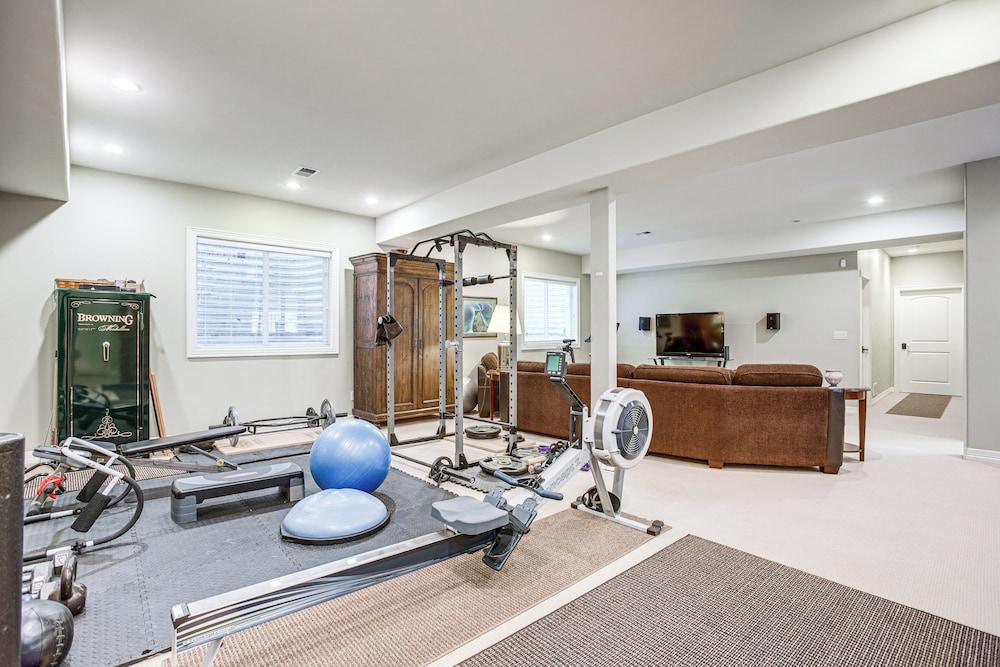 Walk to DU, Dining & Parks: Spacious Denver Home!