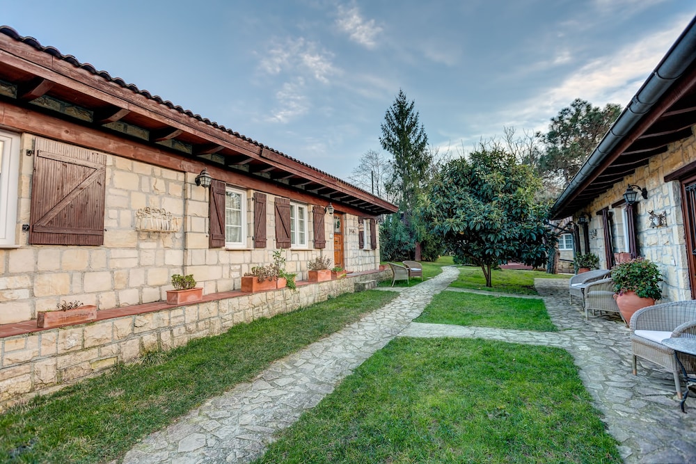 Hotel Casa Lavanda Butik Hotel - Image 1