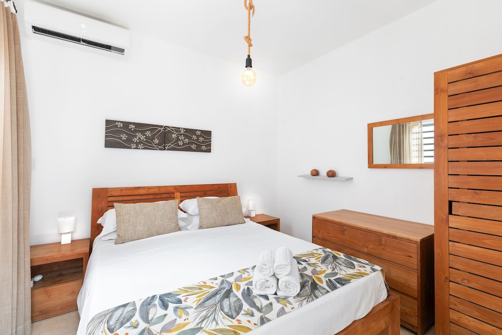 Athena Villa D10