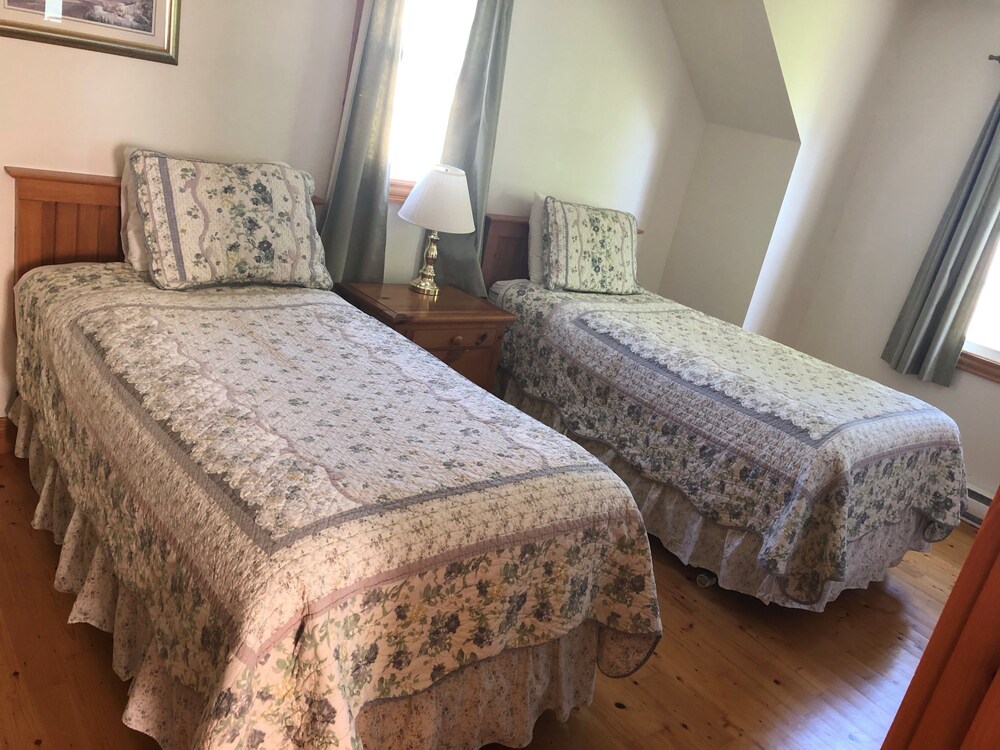 Shining Waters Cottages