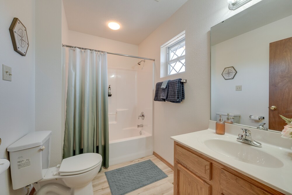 3 Mi to Silver Dollar City! Family Getaway w/ Pool view 5