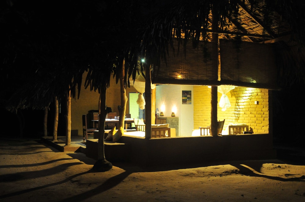Back of Beyond - Safari Lodge Yala