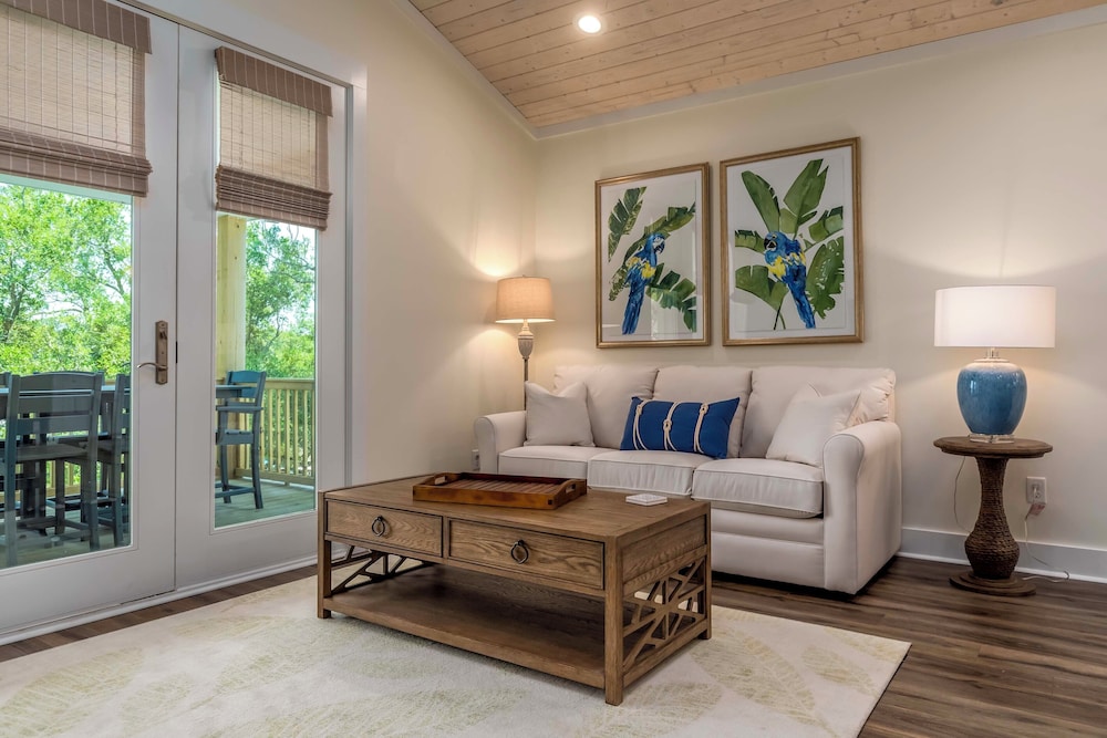Fish, Kayak & More: Bayfront Gem in Dauphin Island