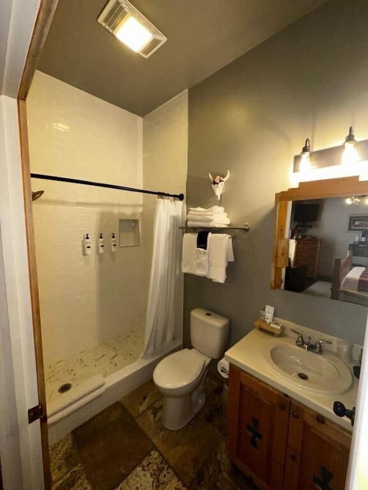 Adobe Rose Inn