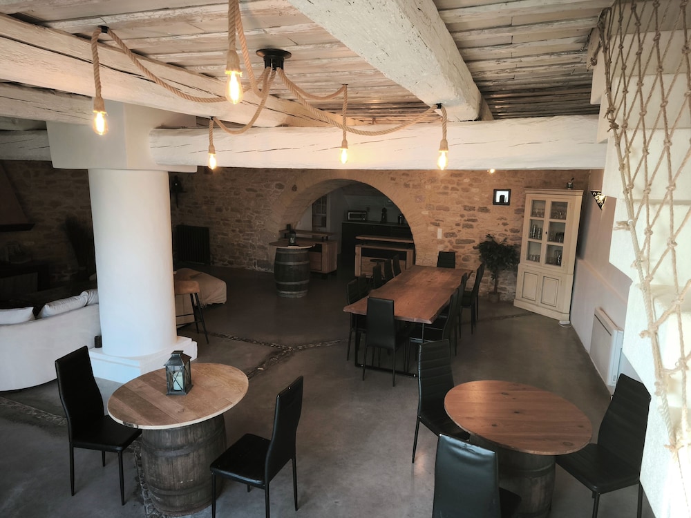 Mas de Castille Guest House