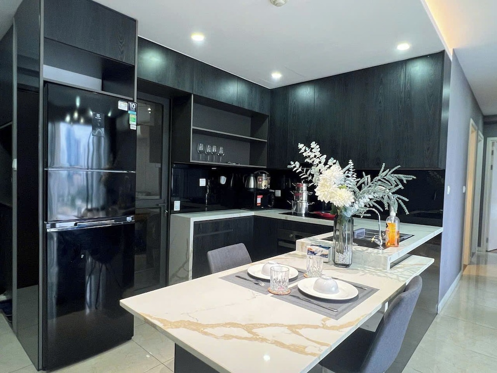 VivaLake Homes - Vinhomes Skylake Pham Hung