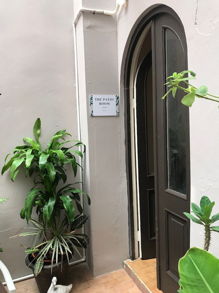 Casa Of Essence