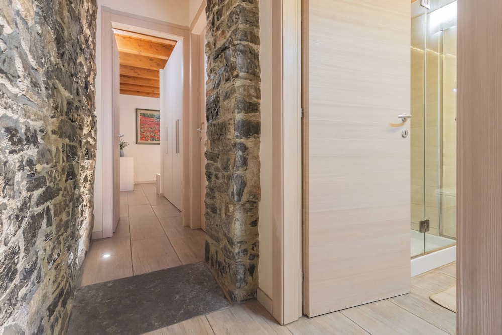Domus in Como by Rent all Como