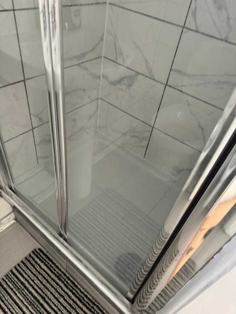 3BR Home Near Hounslow West Tube Station