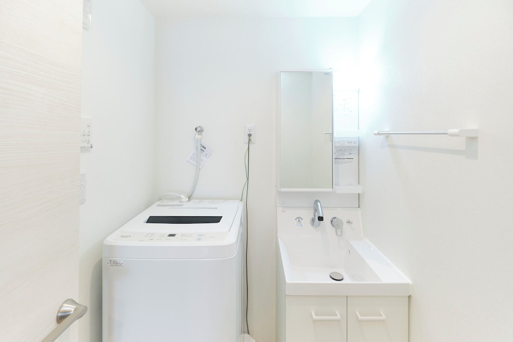 Sugamo Green Heights by Tranova