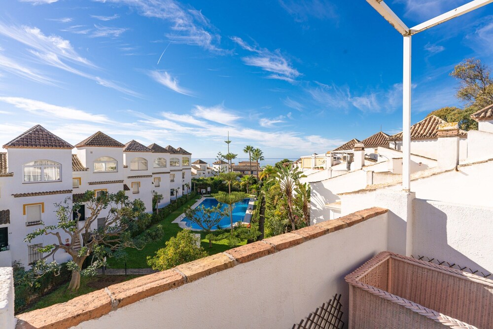 Beautiful Apartment With View