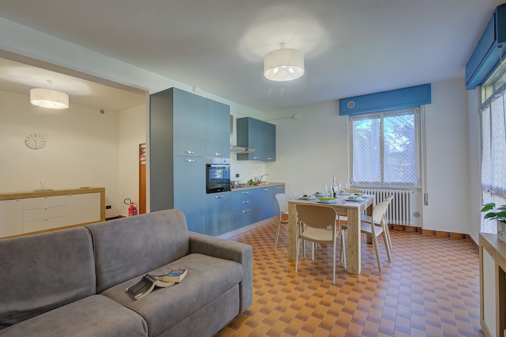 Mark Apartment