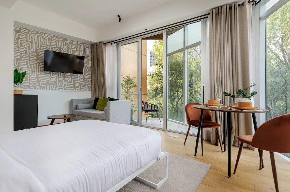w Majestic Loft w Balcony in Roma Norte photo 5