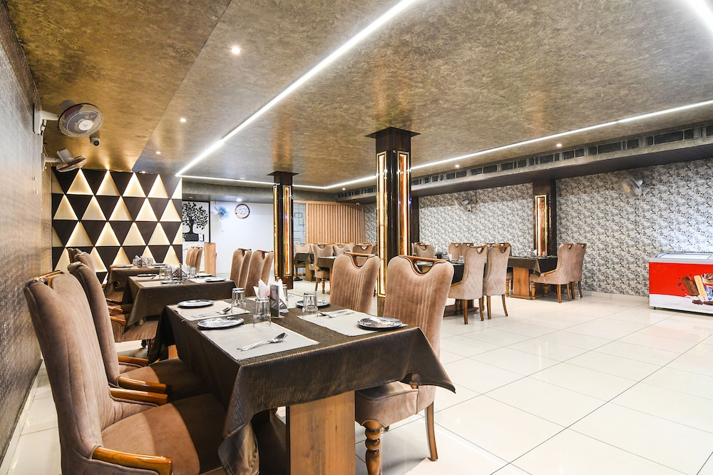 Fabhotel Cookwell
