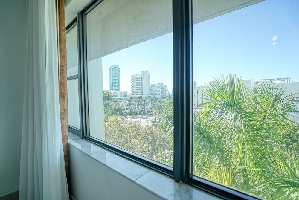 Private Apartments at the Casablanca
