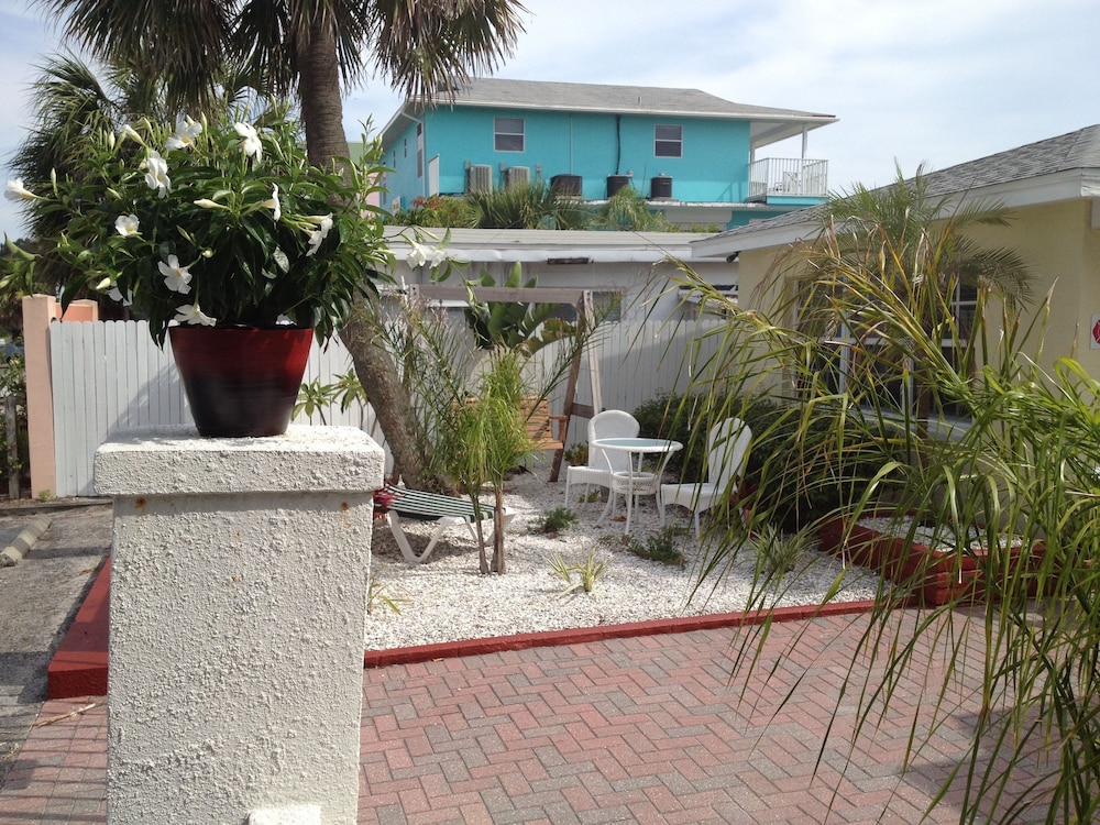 Sand Glo Villas