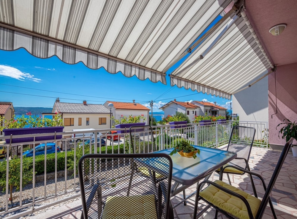 Modern Crikvenica Apartments With Sea View