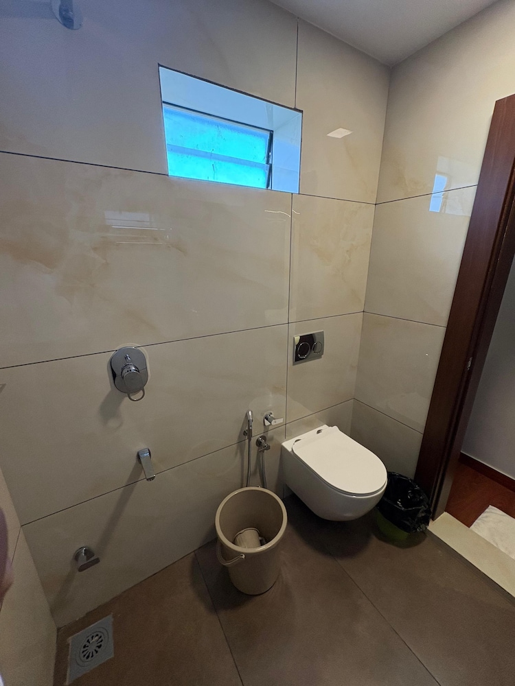 Kanak Residency Kuthuparamba