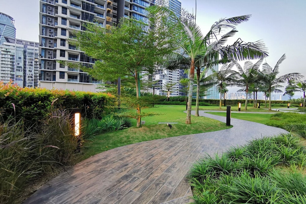 Eaton Residences KLCC SkyPool Sunset