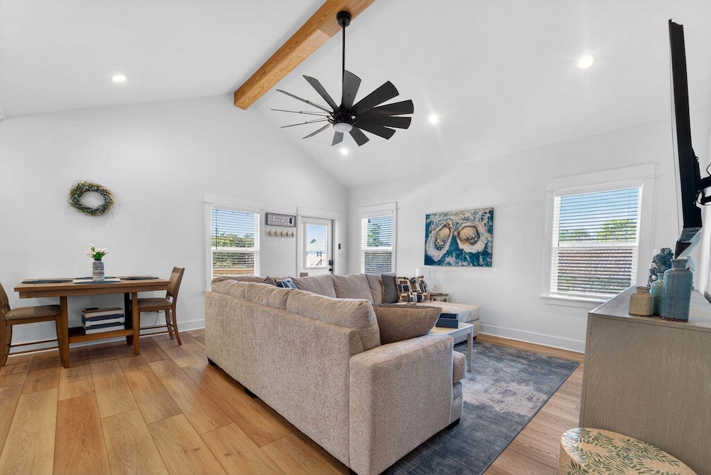 Bayou Bay Breeze 4 Bedroom Home