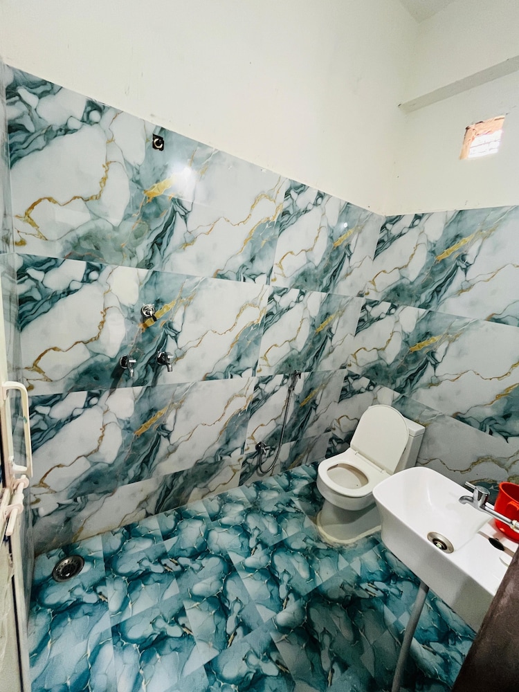 Vande Bharat P Guest House