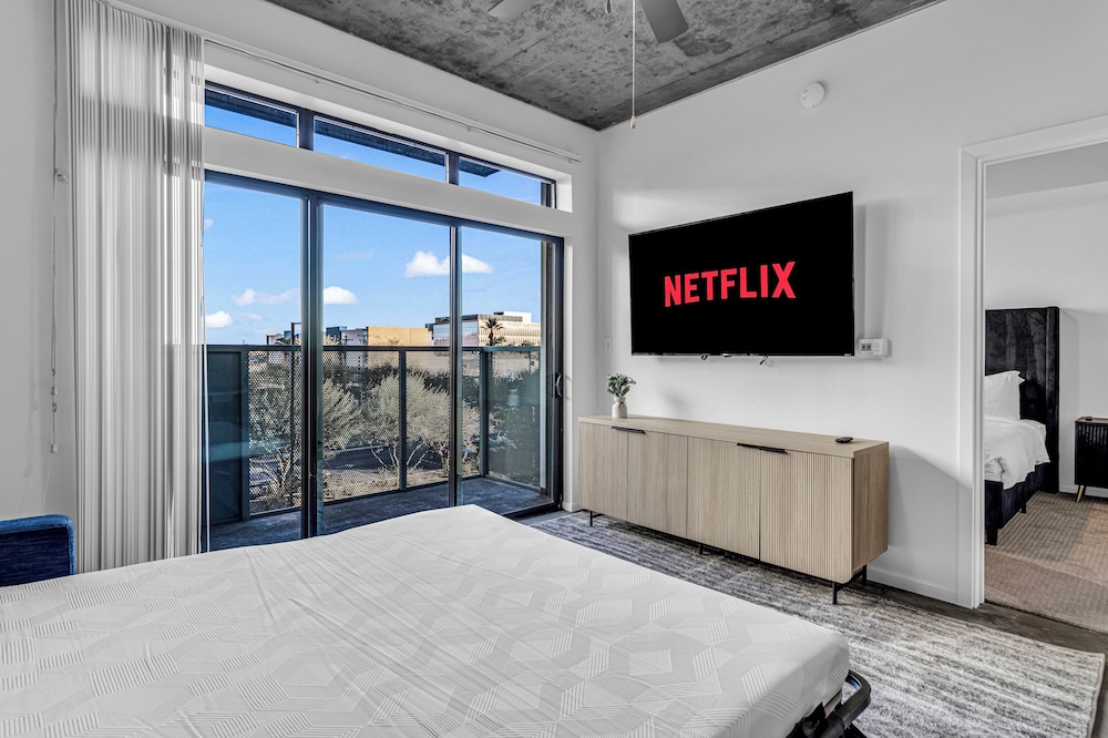 Phoenix Urban Luxury Escape