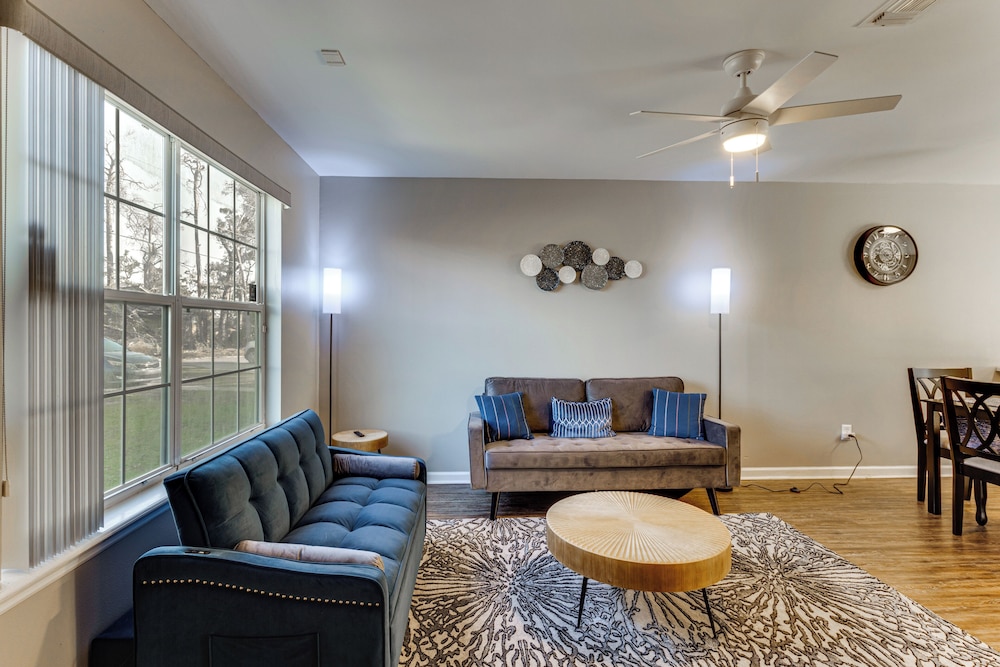 3 Mi to Fsu: Townhome w/ Patio in Tallahassee!