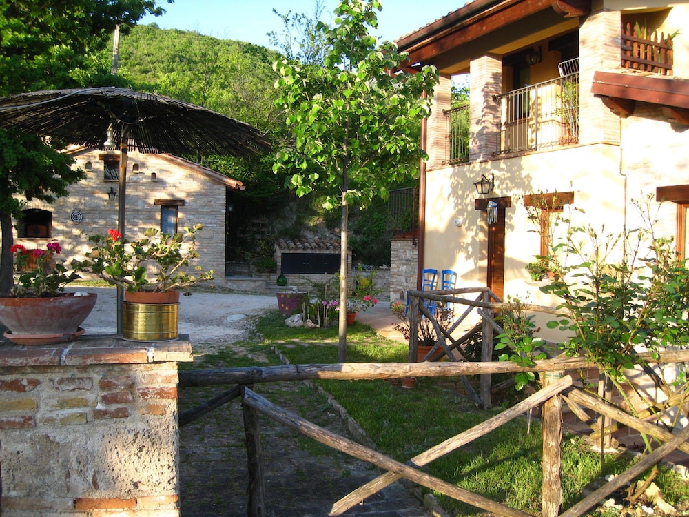 Countryhouse Il Sentiero degli Ailanti