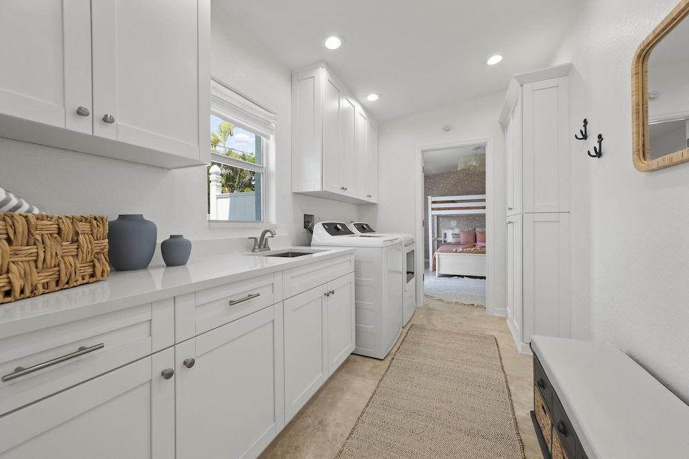 Latitude Adjustment Ami 3 Bedroom Home