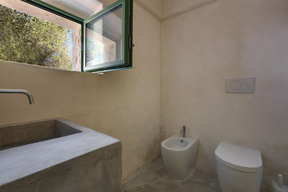 Trulli La Gaura view 2