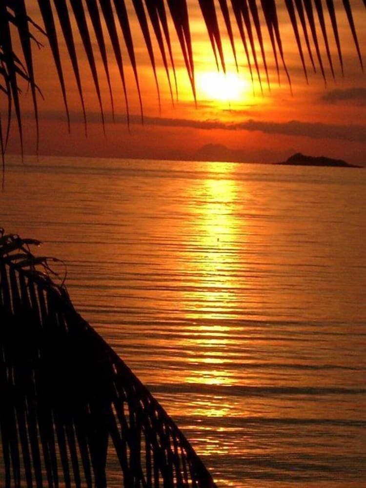 Shiralea Island Resort