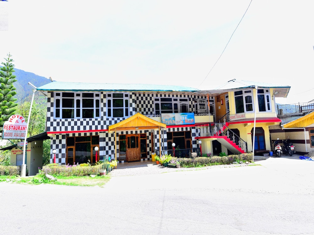 OYO 35518 Hotel Trekkers Nest view 2