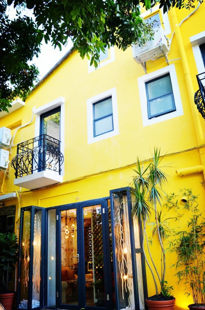 Sharemood Guest House