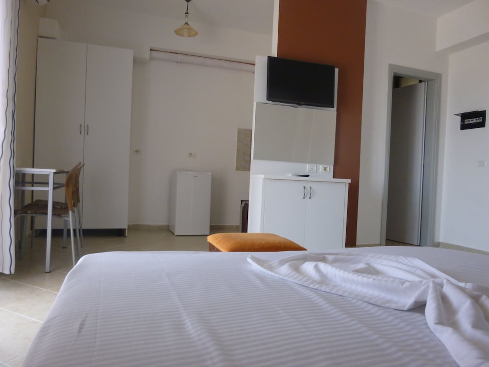 Ideal Aparthotel