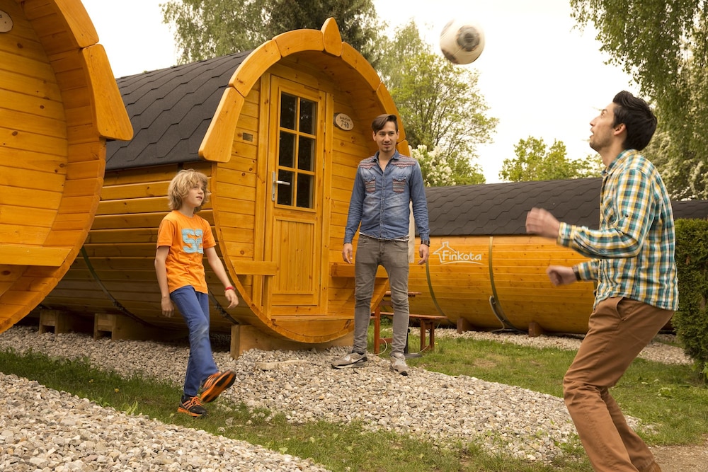 Schluga Spa Apartments & Mobile Homes