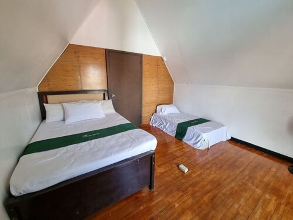 Richmond Villa Private Resort by Cocotel view 3