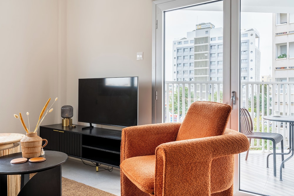 Local Host Living - Signature Apartments in Nicosia
